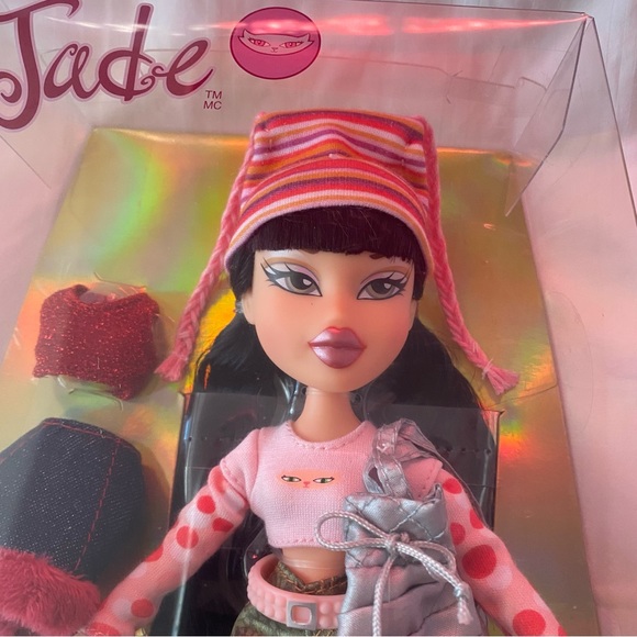 COPY - NIB NRFB bratz 20th anniversary jade 2021 reproduction doll - Picture 2 of 8